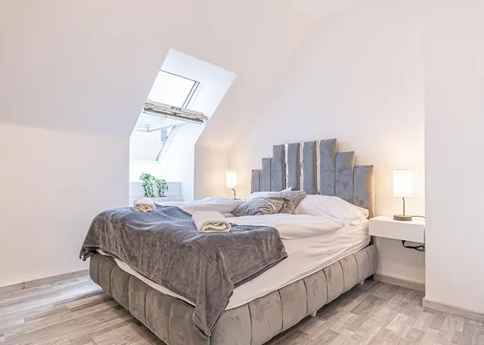 Stylish 2br & Living Room, Heart Of Apartment Vienna
